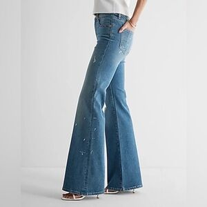 NWOT Express 70’s Flare Mid-rise Jeans Paint Splatter 4 Medium Wash